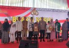 Sambutan-bahagia-warga-Tasikmalaya-terima-ribuan-paket-sembako-dari-operasi-Nusantara-Cooling-System-guna-wujudkan-Pemilu-Damai.