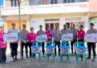 Kapolda-NTT-dan-Ketua-Bhayangkari-Serahkan-Bantuan-Kapolri-dan-Ketua-Umum-Bhayangkari-untuk-Personel-Terdampak-Gempa