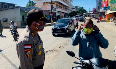 Perang-Melawan-Covid-19,-Satgas-Aman-Nusa-II-Polres-Belu-Bareng-Instansi-Terkait-Tertibkan-Penggunaan-Masker-di-Tempat-Umum