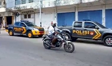 Samapta-Polres-Belu-Imbau-Warga-Pasar-Lama-Jalani-Kebiasaan-Baru-dengan-Protokol-Kesehatan,-Ini-dia-Videonya