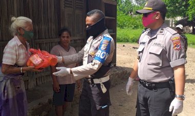 Baksos-Serentak,--Polsek-Raimanuk-Salurkan-Beras-Bantuan-Polri-Tahap-III-untuk-Warga-dusun-Buanurak