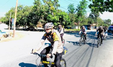 Sisir-Hingga-Batas-Kota,-Patroli-Sepeda-Ala-Kapolres-Belu-Efektif-Wujudkan-Kamtibmas-Kondusif
