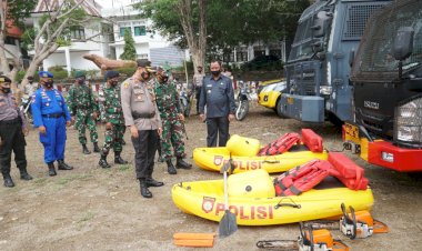 Video,-Polres-Belu-Bersama-TNI-dan-Pemkab-Belu-Laksanakan-Apel-Konsolidasi-Kesiapan-Hadapi-Bencana-Alam