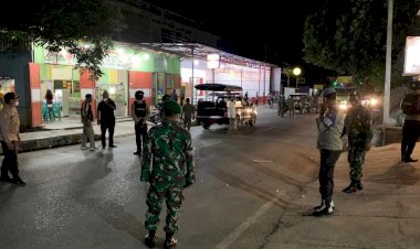 PPKM-Mikro-Kembali-Berlaku,-Polres-Belu-dan-Inskait-Sisir-Perkotaan-Kampanyekan-Prokes-Covid-19