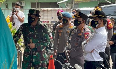 Panglima-TNI-Dan-Kapolri-Sidak-PPKM-Di-Tiga-Lokasi-DKI-Jakarta