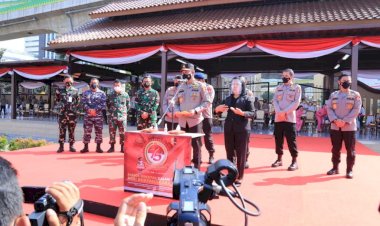 Polri-Gelar-Baksos-Serentak-se-Indonesia-Jelang-Hari-Bhayangkara-ke-75