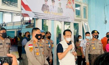 Kapolres-Belu-Apresiasi-Ribuan-Warga-Antusias-Ikuti-Vaksinasi-Jelang-Hari-Bhayangkara-ke-75