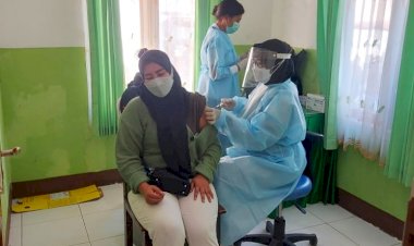 Hari-Kedua-Vaksinasi-Merdeka-Rai-Belu,-Antusias-Warga-untuk-Mendapatkan-Vaksin-Meningkat