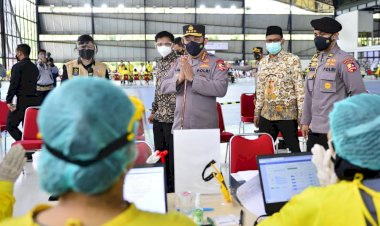 Tinjau-SVMI-di-UI,-Kapolri:-Hilangkan-Perbedaan-Bersatu-Lawan-Covid-19