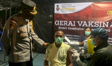 Buka-Gerai-Vaksinasi-di-Malam-Hari,-Kapolres-Belu-Apresiasi-Animo-Masyarakat-Ikut-Vaksin-Cukup-Tinggi