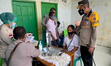 Terjun-Langsung,-Gerai-Vaksin-Presisi-Polres-Belu-Layani-Vaksinasi-Covid-19-Bagi-Penyandang-Disabilitas