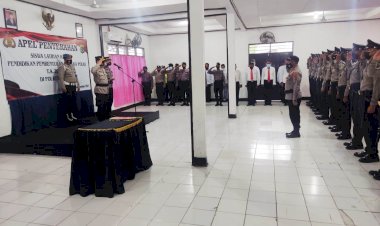 Latihan-Kerja-Selesai,-Kapolres-Belu-Serahkan-Siswa-Diktukba-T.A-2021-kepada-Ka.SPN-Polda-NTT