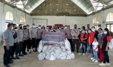 Berbagi-Kasih-di-Tengah-Pandemi,-Alumni-Bharaduta-D'Pandiga-Polres-Belu-Gelar-Baksos-untuk-Korban-Banjir-Bandang-Motamaro