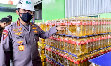 Kapolri-Pastikan-Awasi-Alur-Distribusi-dan-Harga-Minyak-Goreng--di-Pasar
