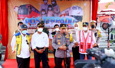 Cek-Rest-Area-KM-57,-Kapolri-Imbau-Pemudik-Manfaatkan-Layanan-Posko-Mudik