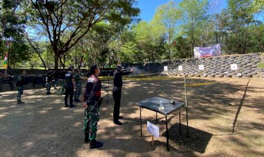 Diundang-Meriahkan-Hari-Bhayangkara-ke-76,-Ini-Kata-Jurnalis-Pena-Batas-Saat-Ikut-Lomba-Menembak-yang-di-Gagas-Polres-Belu