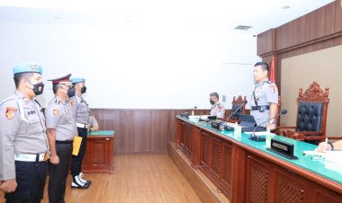 Polri-PTDH-Eks-Kapolres-Bandara-Soetta