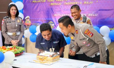 HUT-Lalu-Lintas-ke-67,-Kapolres-Belu-Gandeng-Insan-Pers-Gelorakan-Keselamatan-Berlalu-Lintas-kepada-Masyarakat