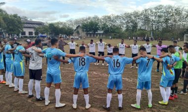 Jelang-Babak-Delapan-Besar-Turnamen-Sepakbola-A.A-Bere-Tallo,-Polres-Belu-Gelar-Doa-Bersama-untuk-Korban-Tragedi-Kanjuruhan