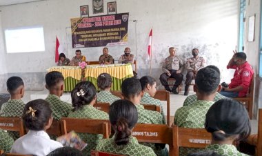 Ops-Bina-Waspada-2022:-Kasat-Binmas-Polres-Belu-Minta-Guru-dan-Pelajar-SMAN-1-Tasifeto-Timur-Waspadai-Gerakan-Radikalisme-di-Sekolah
