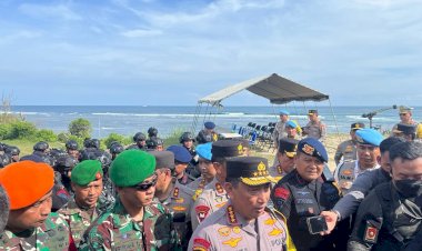 Kapolri-Bakar-Semangat-Anggota-Pengamanan-KTT-G20:-Jadikan-Ini-Kebanggaan-dan-Kehormatan-Kalian