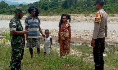 Curah-Hujan-Meningkat,-BRIPKA-Selus-Bau-Bersama-Babinsa-Imbau-Warga-Waspada-Banjir-dan-Tanah-Longsor