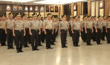 Polri-Gelar-Upacara-Korps-Raport-ke-42-Pati-dan-121-Pamen