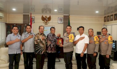 Kapolda-NTT-Pererat-Sinergi-dengan-Pengadilan-Tinggi-Kupang.-
