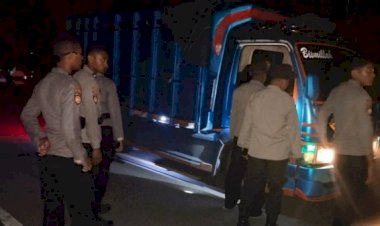 Gunung-Lewotobi-Naik-Status-Awas:-Personel-gabungan-Polda-NTT-Lakukan-Patroli-dan-Evakuasi-Dini.-