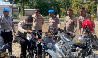 Kembali-Sidak-ke-Polsek-dan-Pos-Perbatasan,-Kasi-Propam-Polres-Belu-Tegaskan-Disiplin-Hingga-Larangan-Judol-dan-Pinjol