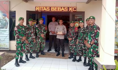 Momen-Bhayangkara-ke-78,-Polsek-Tasifeto-Barat-Dapat-Kejutan-Manis-dari-Satgas-Pamtas-Yon-742/SWY-Pos-Laktutus-dan-Pos-Nanaenoe