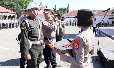 Siap-Amankan-Pilkada-Serentak-di-Wilayah-Tapal-Batas,-Kapolres-Belu,-AKBP-Benny-Miniani-Arief-Pimpin-Gelar-Pasukan-Operasi-Mantap-Praja-Turangga-2024