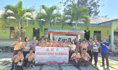 Bentuk-Generasi-Muda-yang-Taat-Berlalu-Lintas,-Srikandi-Polres-Belu-Gelar-Polwan-Goes-to-School-Sambut-HUT-Polwan-ke-76