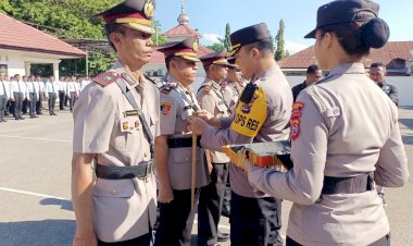 Rotasi-Jabatan,-Kapolres-Belu,-AKBP-Benny-Miniani-Arief-Pimpin-Upacara-Sertijab-Wakapolres,-Kasat-dan-Kapolsek-Jajaran