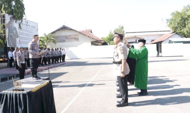 Kapolres-Belu-Pimpin-Pengambilan-Sumpah-Jabatan-Pejabat-Baru-Wakapolres,-Kasat-dan-Kapolsek,-Simak-Isinya