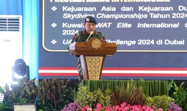 Kapolri-Apresiasi-Anggota-Brimob-yang-Berhasil-Bebaskan-Pilot-Susi-Air-Korban-Penyanderaan-KKB