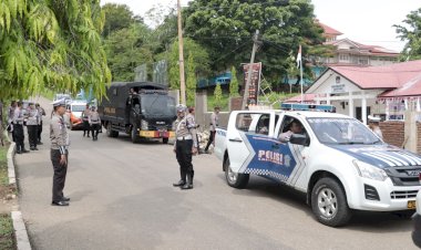 Terus-Wujudkan-Situasi-Kondusif-Pasca-Pilkada-2024,-Satgas-Ops-Mantap-Praja-Polres-Belu-Turun-Penuh-Sisir-Perkotaan-Hingga-Kantor-Penyelenggara-Pemilu