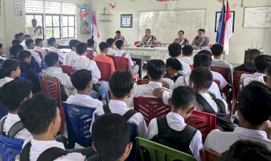 Operasi-Keselamatan-2025,-Sat-Lantas-Polres-Belu-Turun-ke-SMA-Bina-Karya-Ajak-Pelajar-Jadi-Pelopor-Keselamatan-Berlalu-Lintas