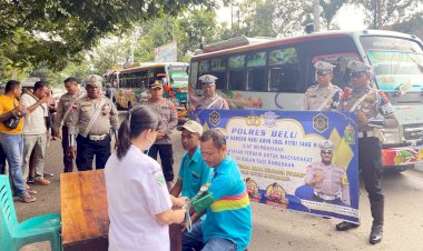 Mudik-Aman,-Keluarga-Nyaman:-Polres-Belu-Gelar-Sosialisasi,-Cek-Kesehatan-dan-Ram-Check-Kendaraan-Bus-Antar-Kota