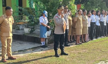 Gelar-Sosialisasi-Serentak-di-Sekolah,-Polres-Belu-dan-Polsek-Jajaran-Ajak-Pelajar-Jauhi-Kenakalan-Remaja-dan-Stop-Bullying