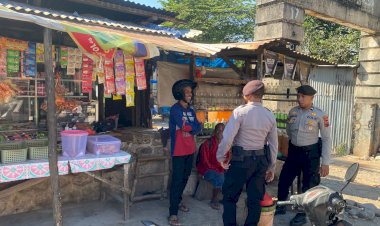 Lewat-Patroli-Dialogis,-Tim-Perintis-Samapta-Polres-Belu-Imbau-Masyarakat-Jauhi-Perbuatan-Melanggar-Hukum
