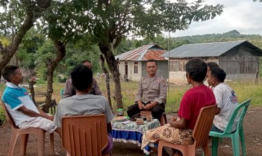 Patroli-dan-Sambang-ke-Masyarakat,-Bentuk-Upaya-Polsek-Raimanuk-Polres-Belu-Wujudkan-Situasi-yang-Aman-dan-Kondusif