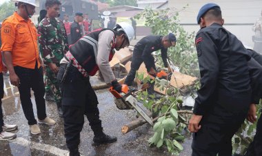 Bentuk-Kesiapsiagaan-Hadapi-Cuaca-Ekstrem,-Polres-Belu-Gandeng-Instansi-Terkait-Gelar-Simulasi-Tanggap-Darurat-Bencana