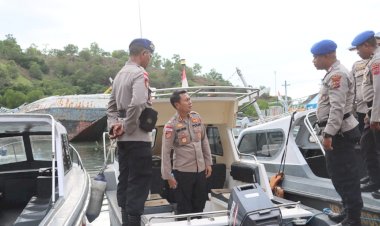 Cek-Sarana-Prasarana,-Kapolres-Belu-Pastikan-Personel-Satpolairud-Siap-Menjaga-Keamanan-di-Wilayah-Perairan-Atapupu-Perbatasan-RI-Timor-Leste