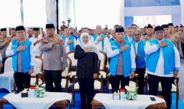 Silaturahmi-Ramadhan-Bareng-KSPSI-di-Jatim,-Kapolri-Ajak-Buruh-Bersatu-Dukung-Upaya-Perdamaian-Presiden 