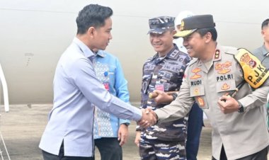 Kapolda-NTT-Sambut-Kunjungan-Kerja-Wakil-Presiden-di-Kupang,-Hadiri-Festival-Paskah-di-Bundaran-Tirosa