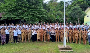Bentuk-Generasi-Penerus-Bangsa-yang-Unggul,-Beretika-dan-Berkarakter,-Polres-Belu-dan-Polsek-Jajaran-Ajak-Pelajar-Stop-Bullying-dan-Jauhi-Kenakalan-Remaja