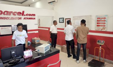 Waspadai-Masuknya-Narkoba-di-Tapal-Batas,-Satres-Narkoba-Polres-Belu-Deteksi-Masuknya-Narkoba-Melalui-Jasa-Pengiriman-Paket