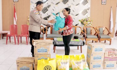 Sentuhan-Kasih-untuk-Sesama-Jelang-Hari-Bhayangkara-ke-80,-Kasi-Humas-Polres-Belu-Salurkan-Bansos-untuk-Anak-Panti-Asuhan-Pondok-Mercy