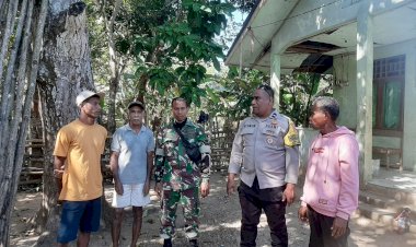 Ada-Gangguan-Kamtibmas-Segera-Lapor-Kami,-Pesan-Bhabinkamtibmas-Polres-Belu-dan-Babinsa-TNI-Saat-Sambang-ke-desa-Sadi